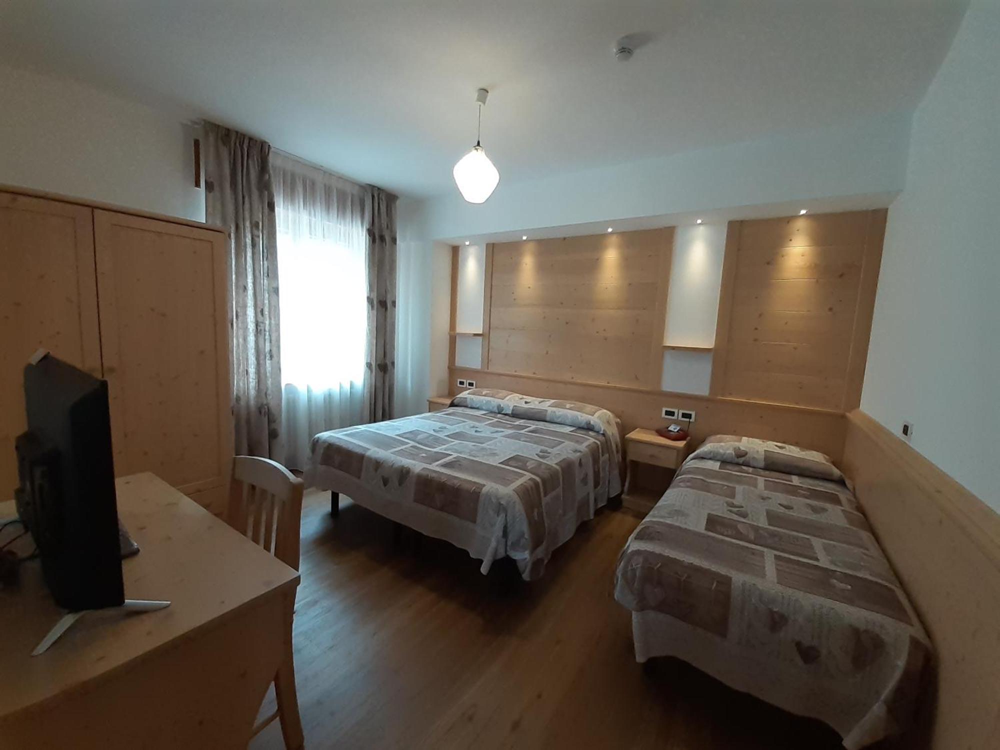 Hotel Garni Miramonti Falcade Kültér fotó