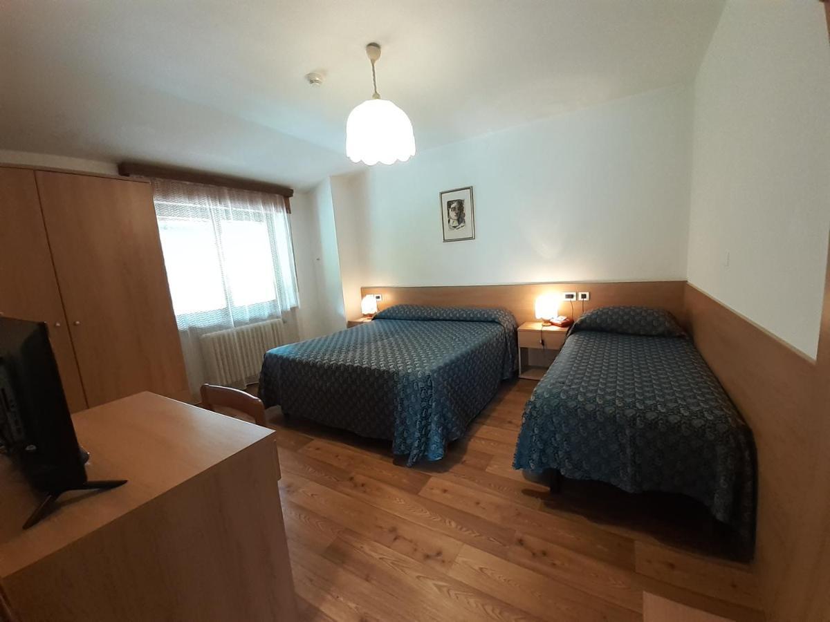 Hotel Garni Miramonti Falcade Kültér fotó