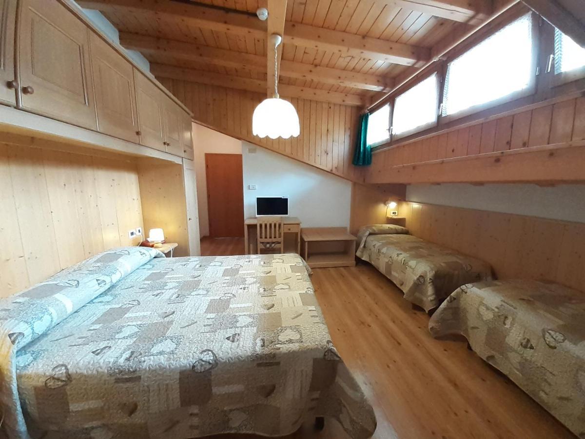 Hotel Garni Miramonti Falcade Kültér fotó
