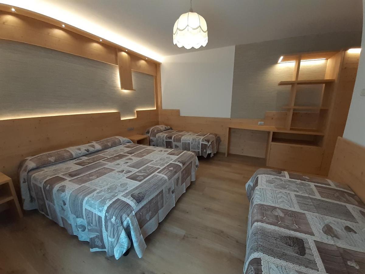Hotel Garni Miramonti Falcade Kültér fotó
