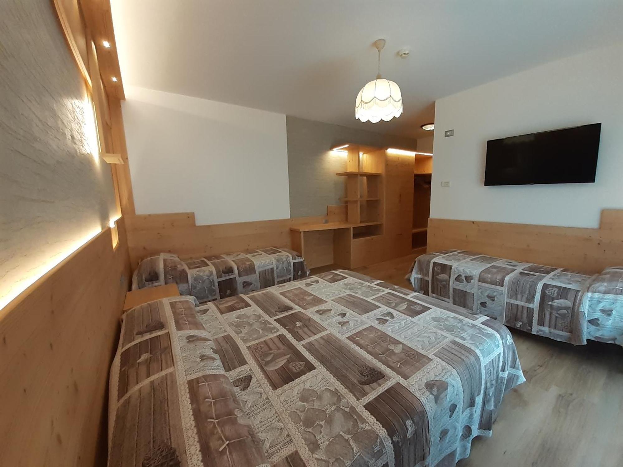 Hotel Garni Miramonti Falcade Kültér fotó