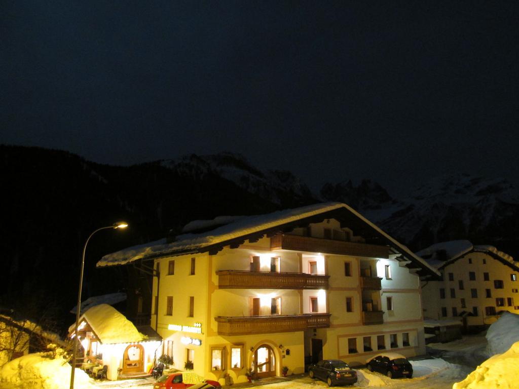 Hotel Garni Miramonti Falcade Kültér fotó