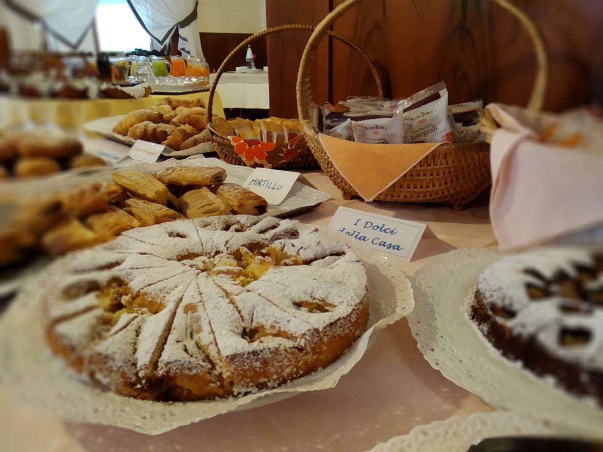 Hotel Garni Miramonti Falcade Kültér fotó
